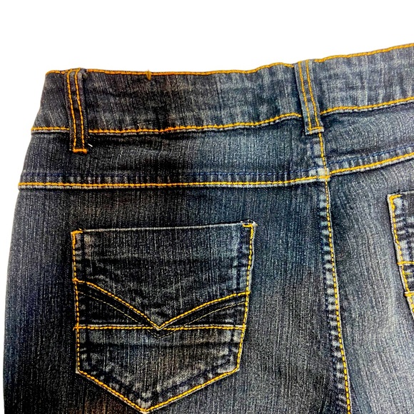 ILLEGAL JEANS WOMAN’S SIZE 11 JEANS 98%COTTON 2%SPANDEX - Picture 4 of 4